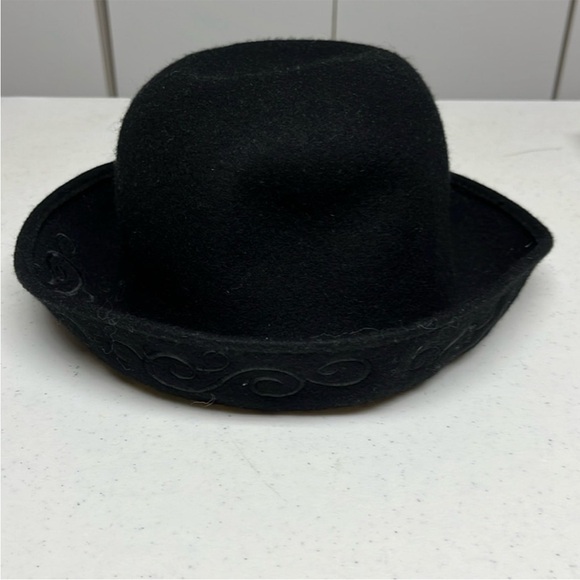 Elegant Black Women\'s Hat main image 5